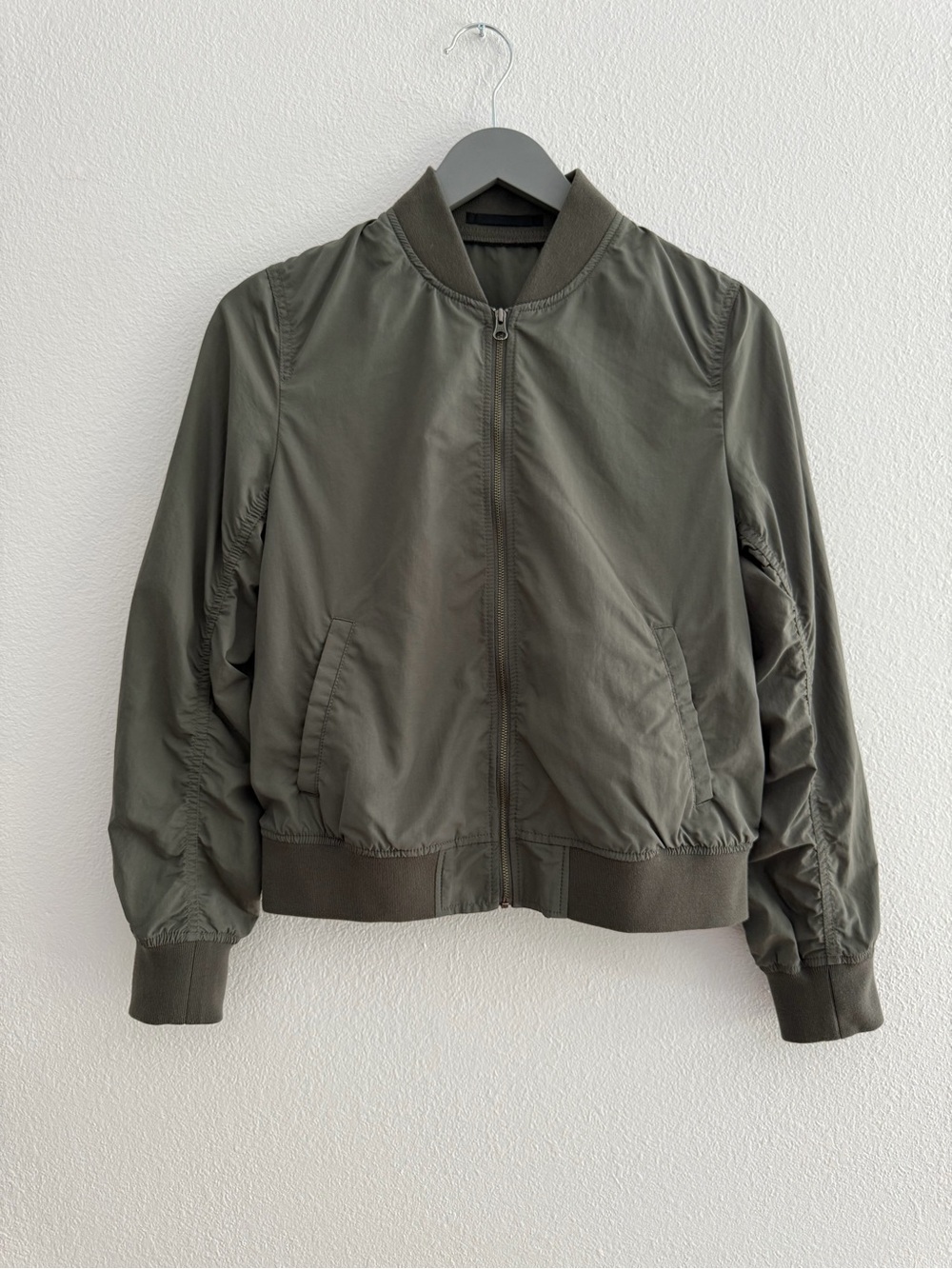 Uniqlo Olive Green Bomber Jacket windbreaker